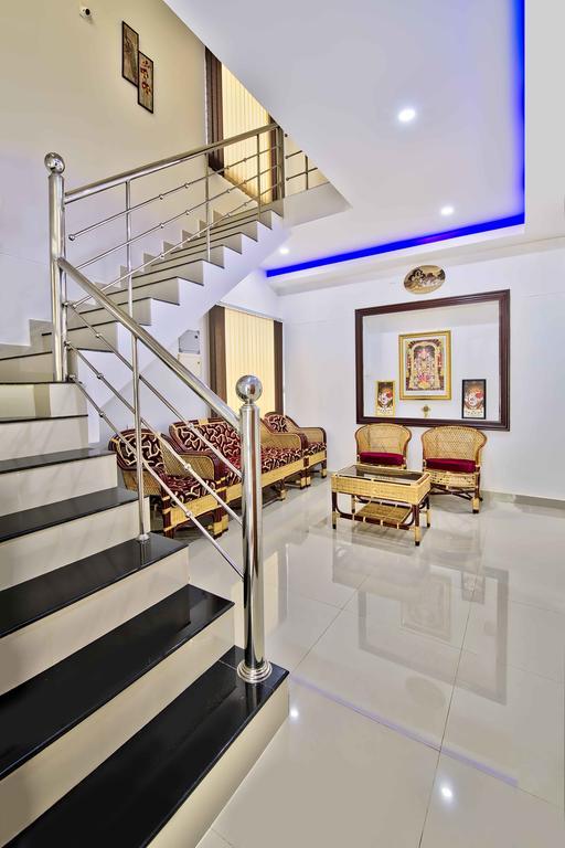 Rams Guest House Near Lulu Mall تريفِندرم المظهر الخارجي الصورة